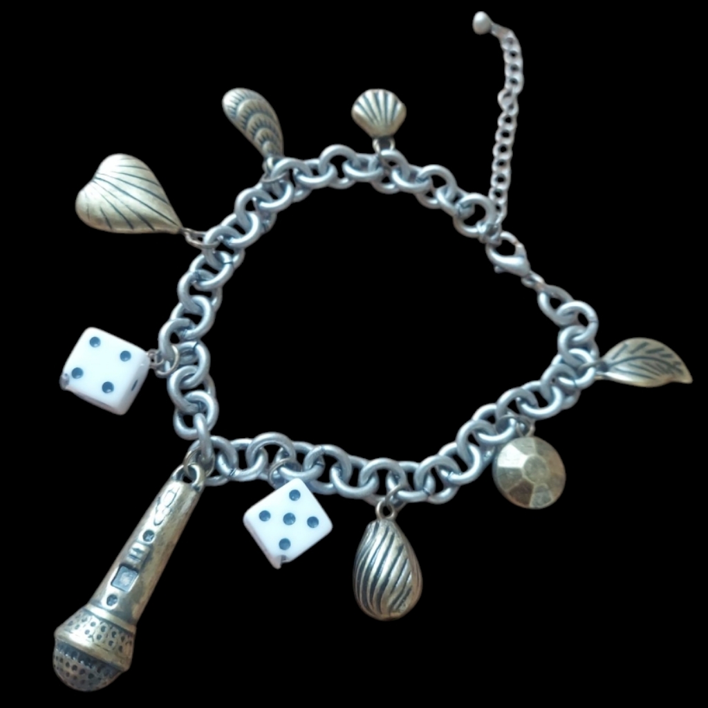 B838 Gambling Mic Drop Gold Silver Mixed Charm Braceleo 8$
